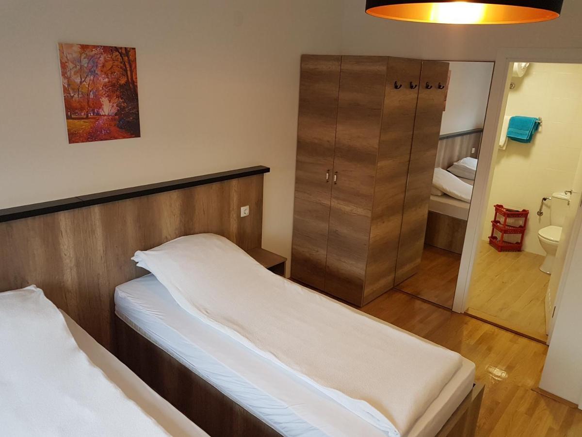 Apartmani Simic Quatro Валево Экстерьер фото